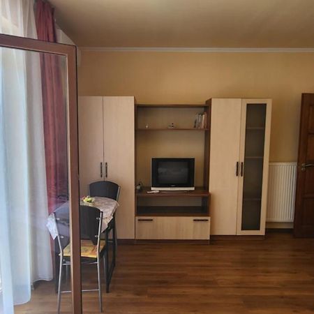 Bastya Apartmanhaz Sárvár Buitenkant foto