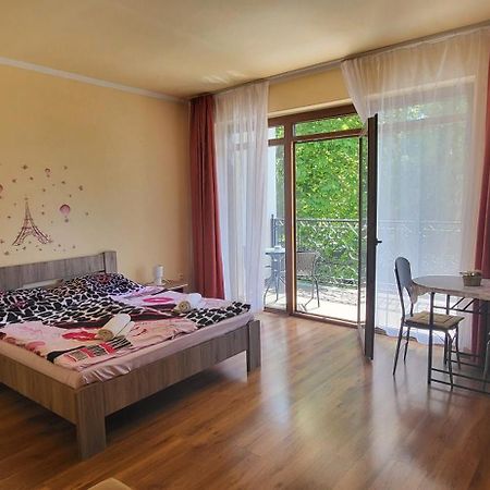 Bastya Apartmanhaz Sárvár Buitenkant foto
