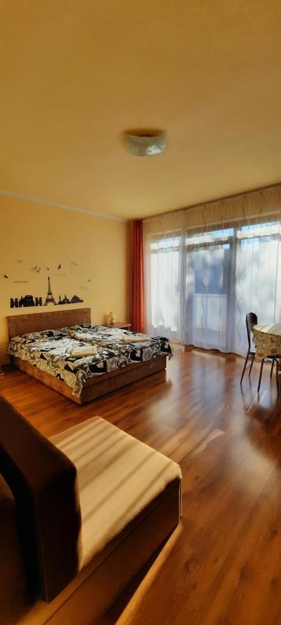 Bastya Apartmanhaz Sárvár Buitenkant foto