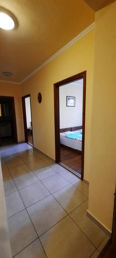 Bastya Apartmanhaz Sárvár Buitenkant foto