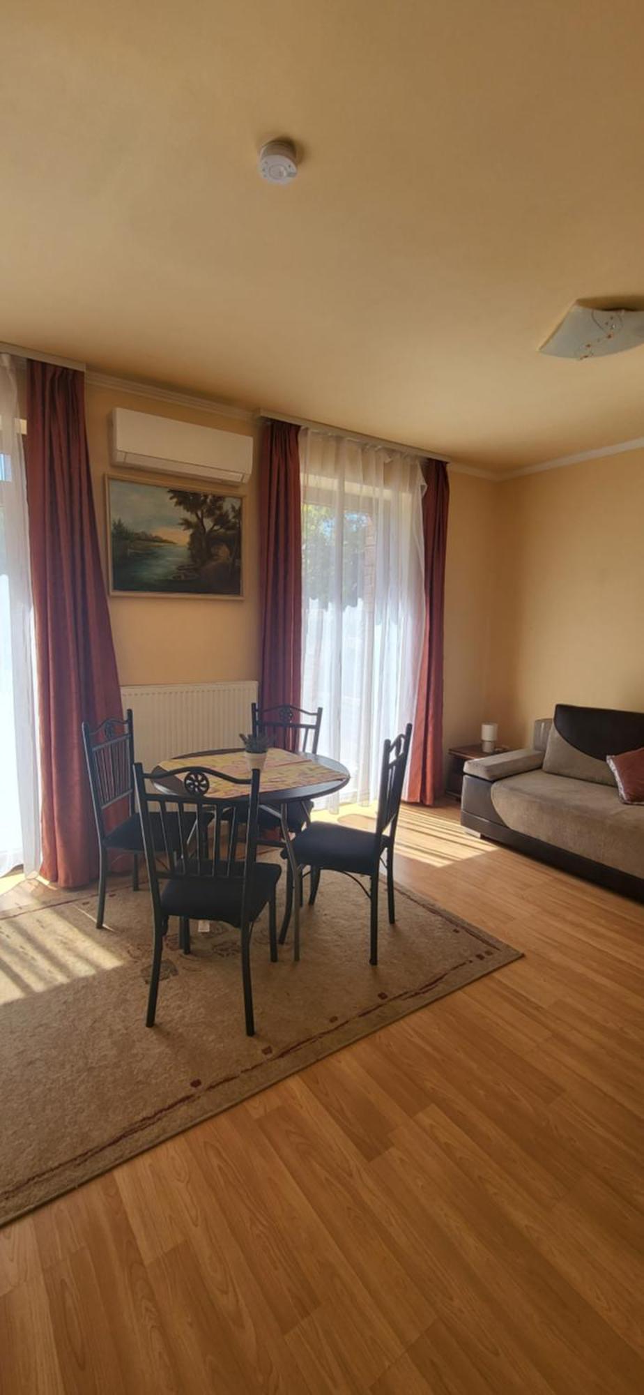 Bastya Apartmanhaz Sárvár Buitenkant foto