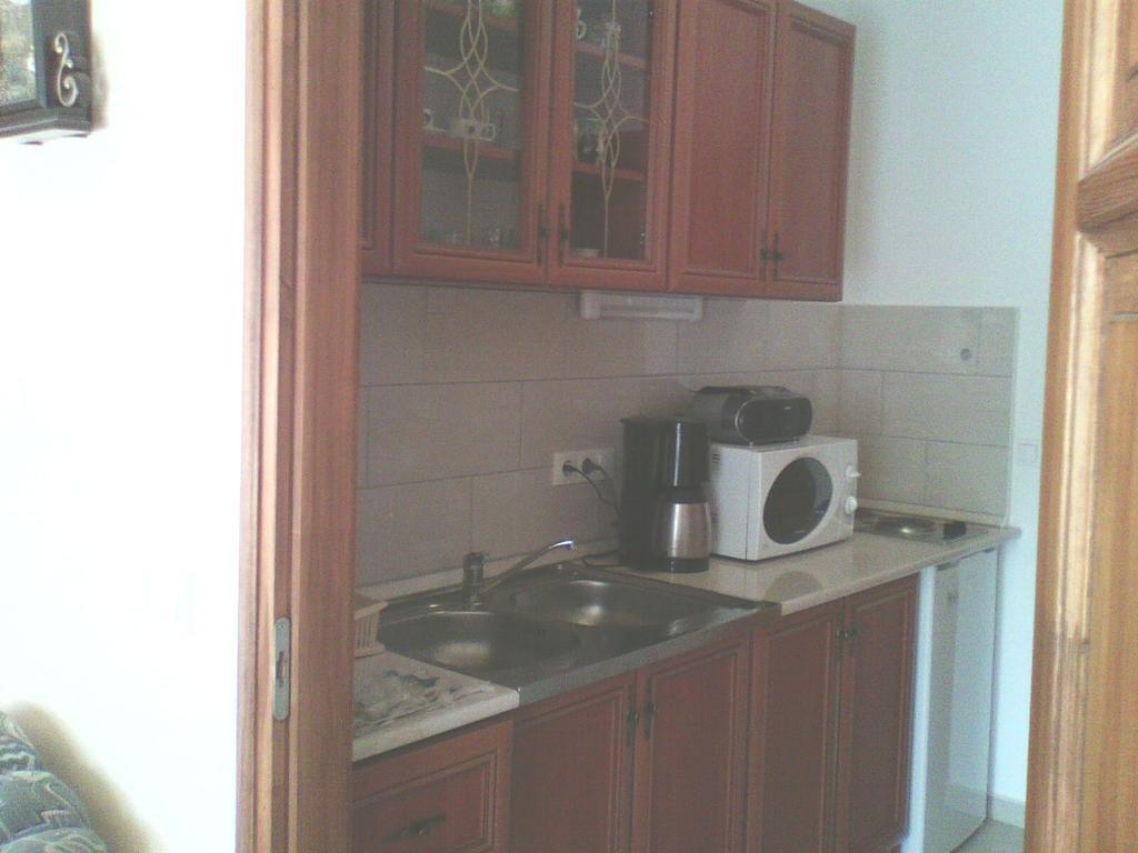 Bastya Apartmanhaz Sárvár Buitenkant foto